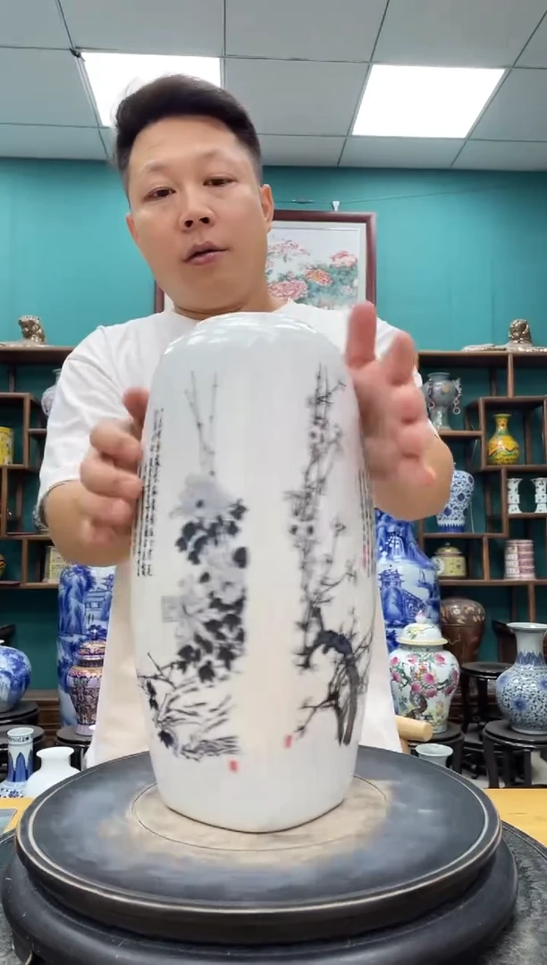 摆件四方瓶陶瓷摆件