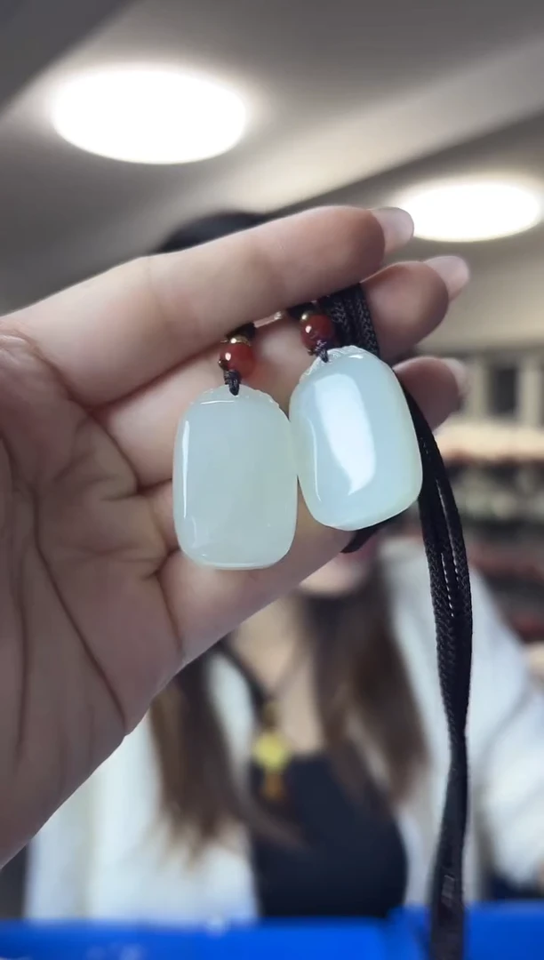 颈饰未镶嵌和田玉（多样性发一件）