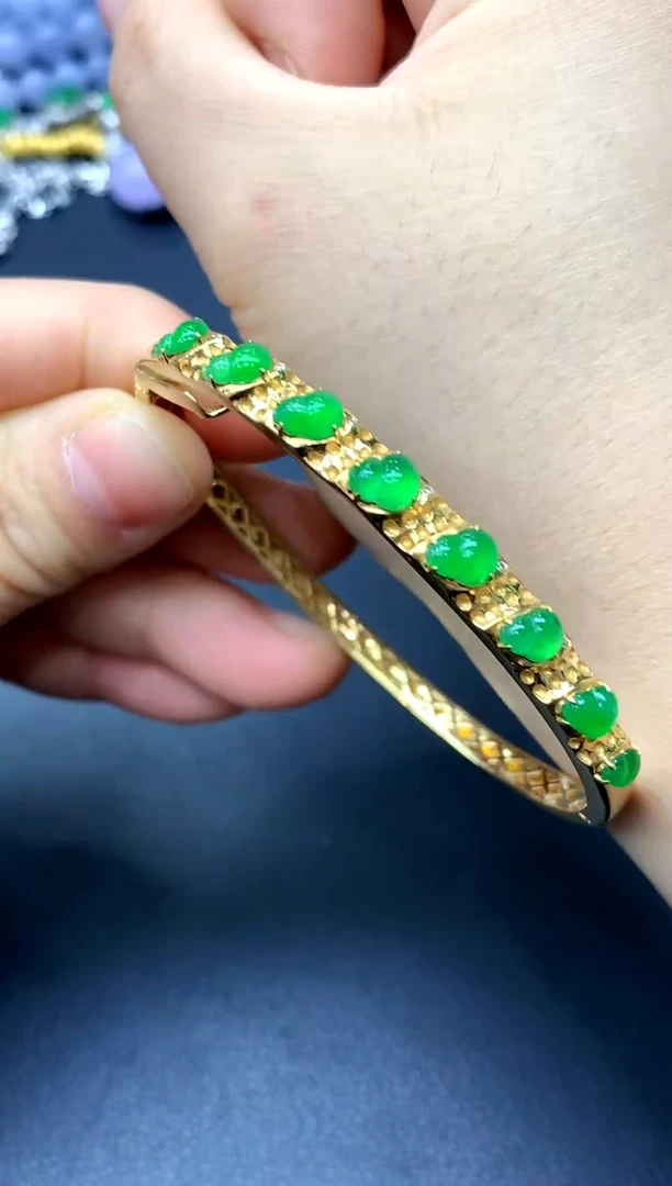 18K金镶嵌手镯翡翠304-中国好珍宝