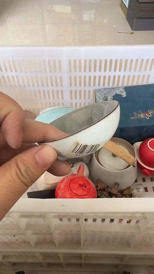 杯无运费险有瑕疵的摄影的产品有使用过的痕迹有点脏介意勿拍