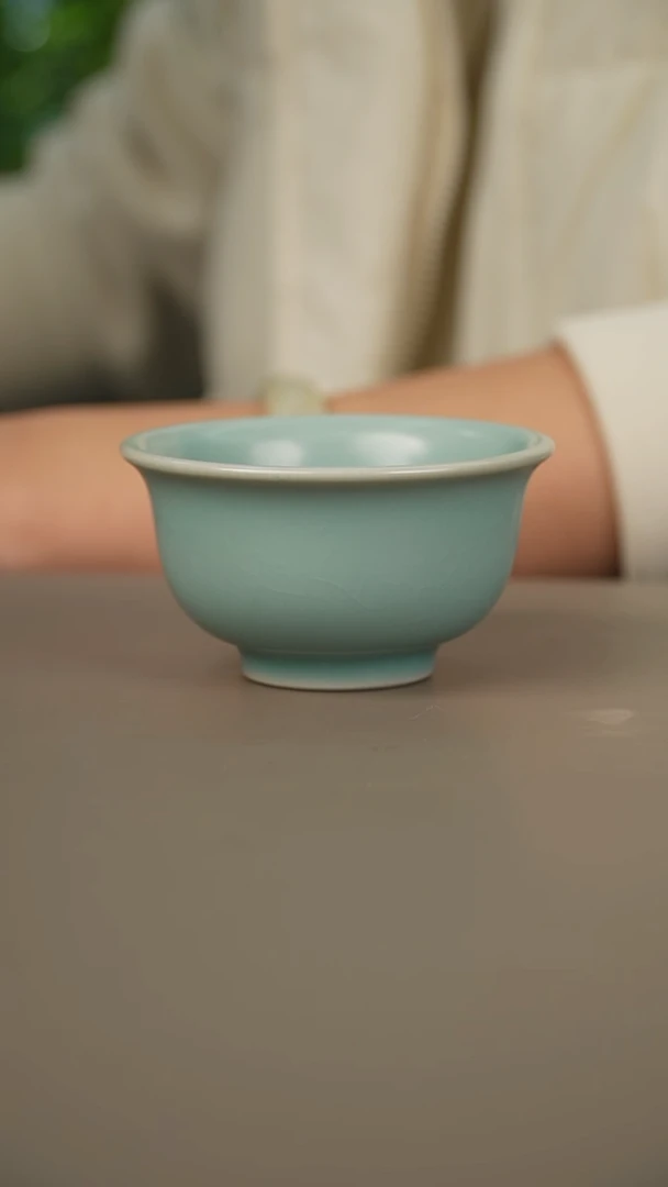 仿古压手杯微暇