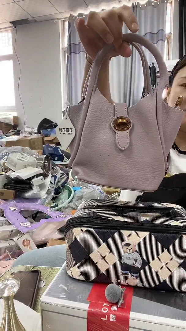 牦牛剖层皮革琪老板女包1号店超好看发图片款