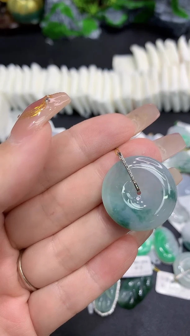 翡翠18K金镶嵌吊坠(不含链)1111