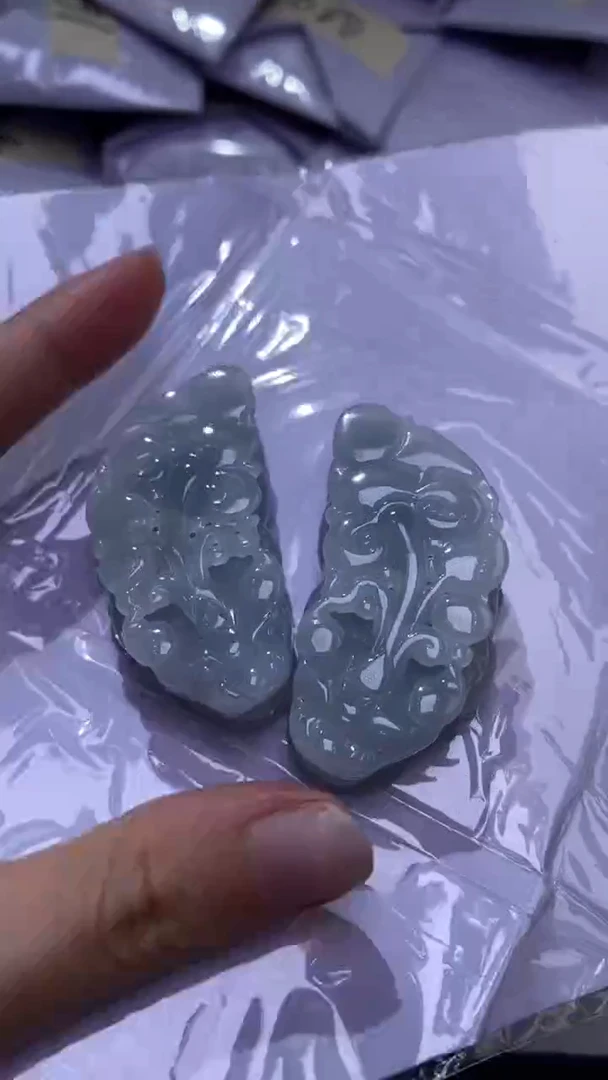 未镶嵌挂件翡翠301843
