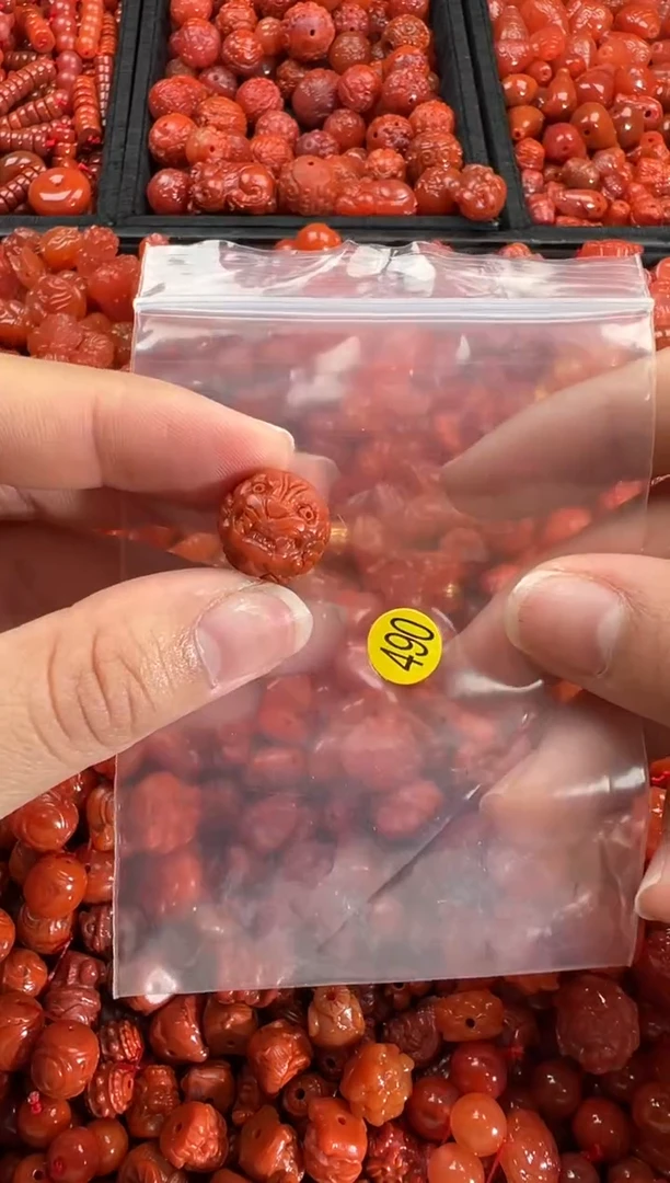 【闪购商品】南红玛瑙颈饰未镶嵌1