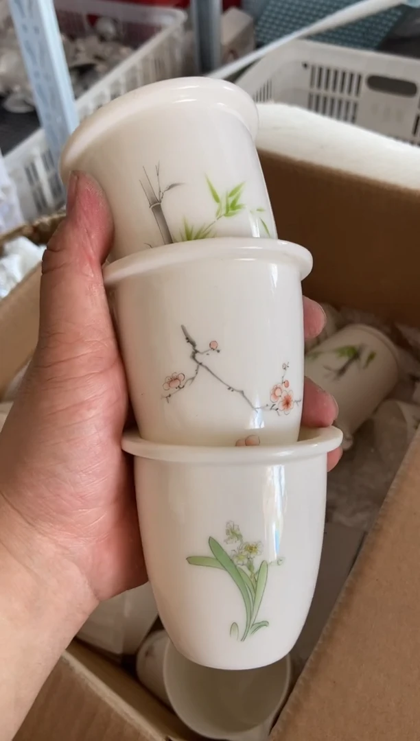 杯无运费险有瑕疵的摄影的产品有使用过的痕迹有点脏介意勿拍