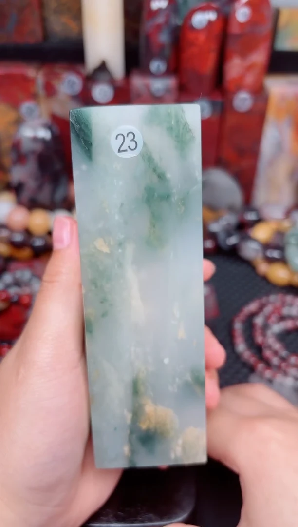 玉石23号桂林鸡血玉印章摆件