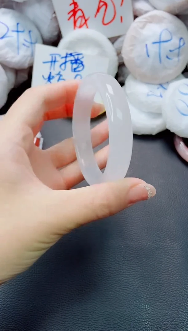 石英质玉手镯未镶嵌M1-59-60