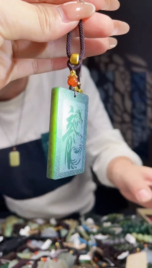 【闪购商品】和田玉颈饰未镶嵌拍一发一