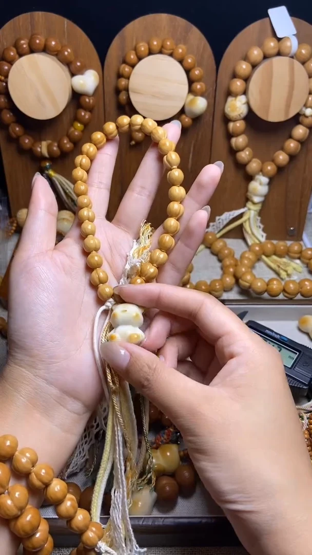 手串猴头核桃痕*全品小馒头小熊三通奶油风手持