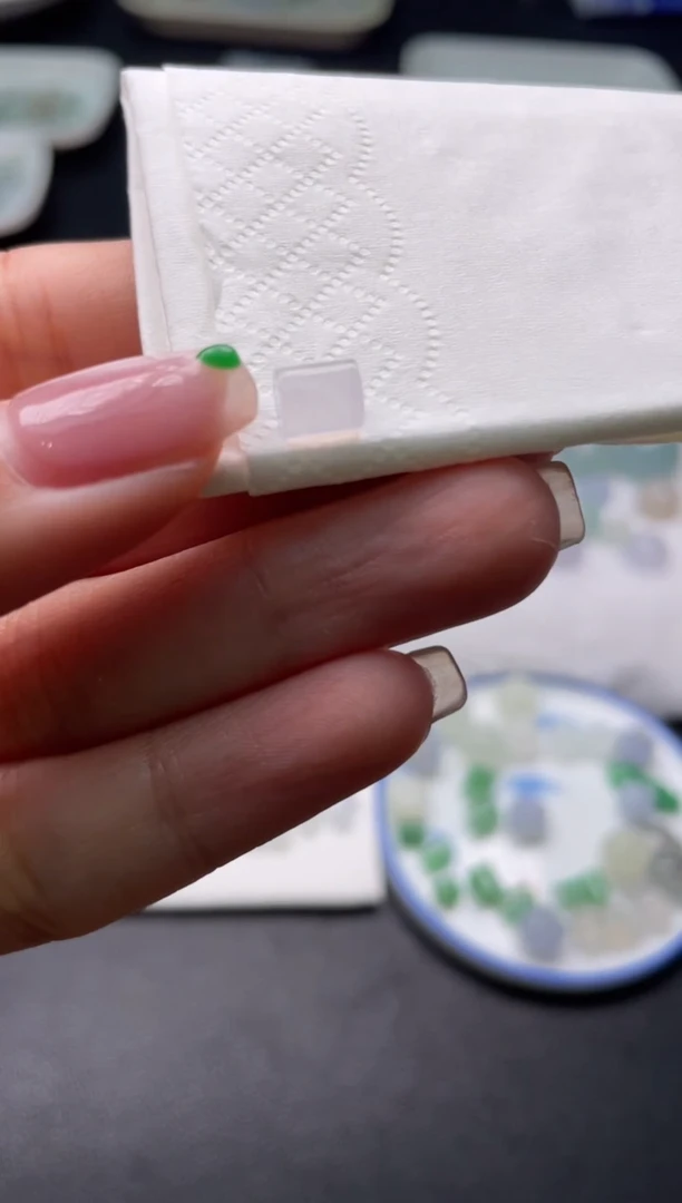 【闪购商品】翡翠颈饰未镶嵌啊A793