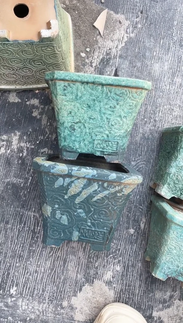 摆件29-242口13高  2个