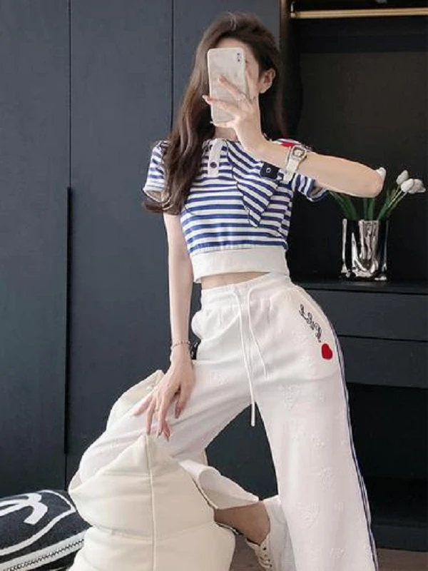 2025冬季女生设计师款套装 JYNZFM2304050702