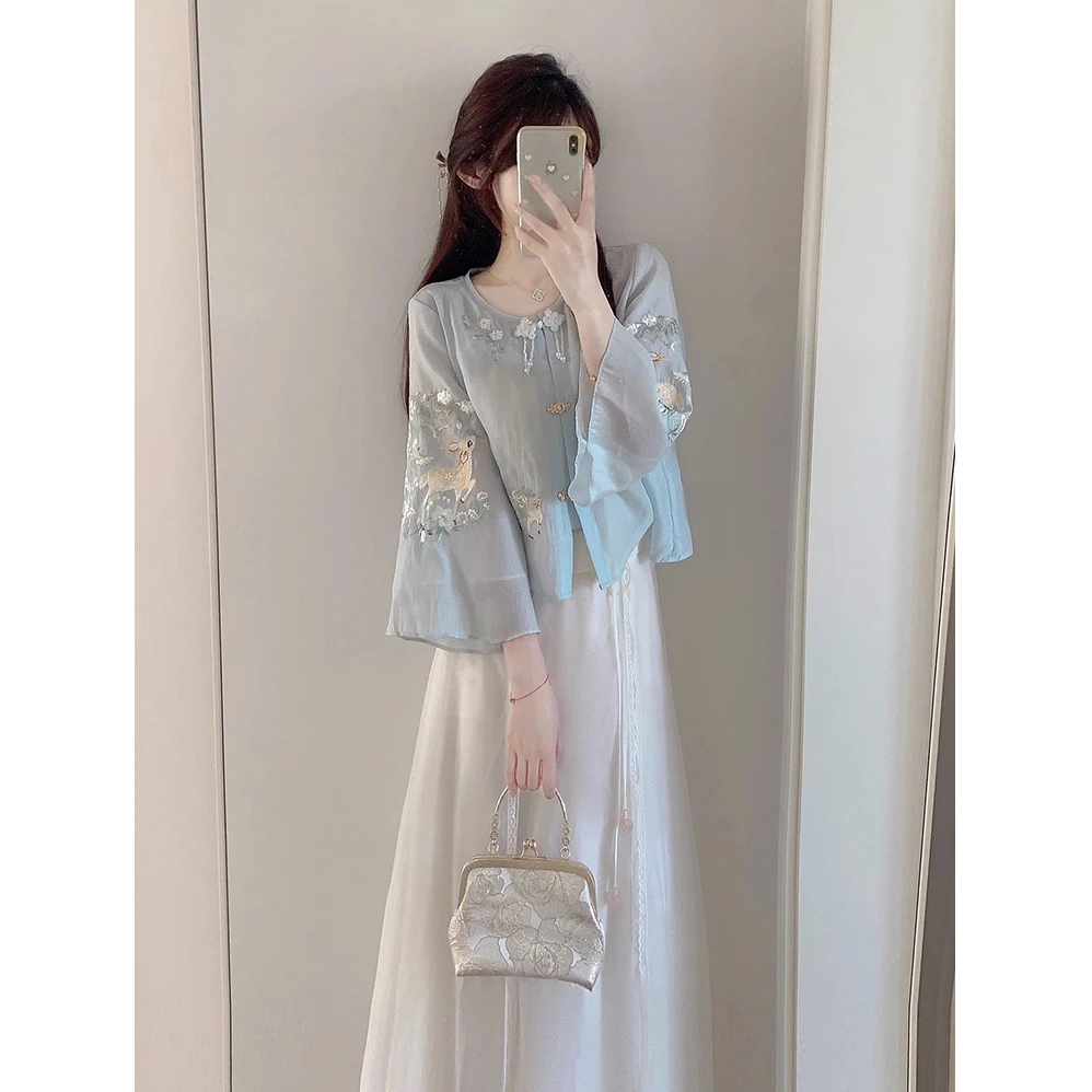 源头工厂反季清场，重工套装，刺绣工艺，吊带+上衣+长半身裙，金属扣