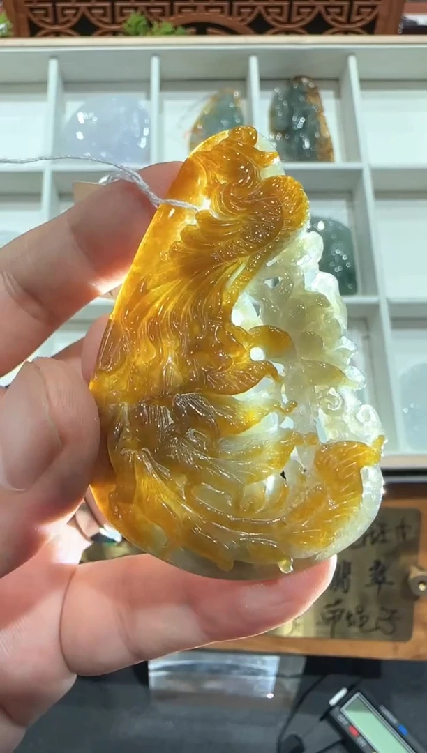 翡翠挂件未镶嵌A货翡翠多样性孤品