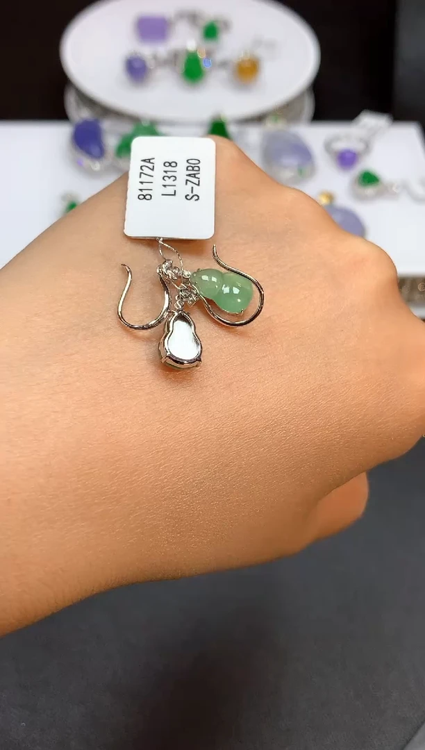 翡翠18K金镶嵌耳饰L1318多样性发其一