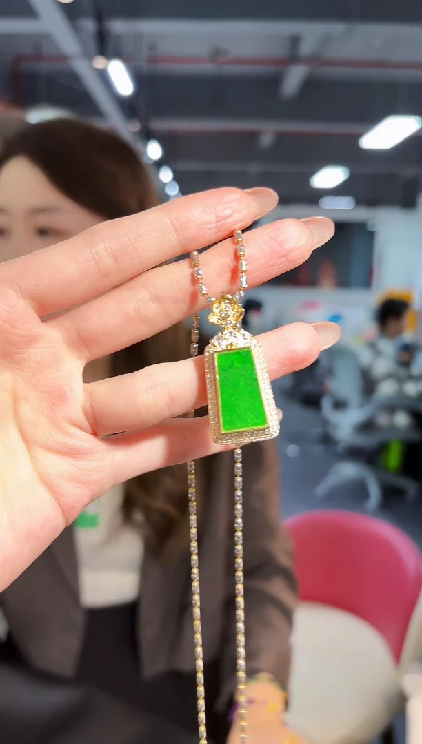 【闪购商品】翡翠吊坠(不含链)银S925镶嵌缅料A货/支持复检/一件