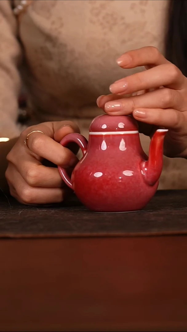 瓷瓷姑娘澄观柴窑豇豆红壶