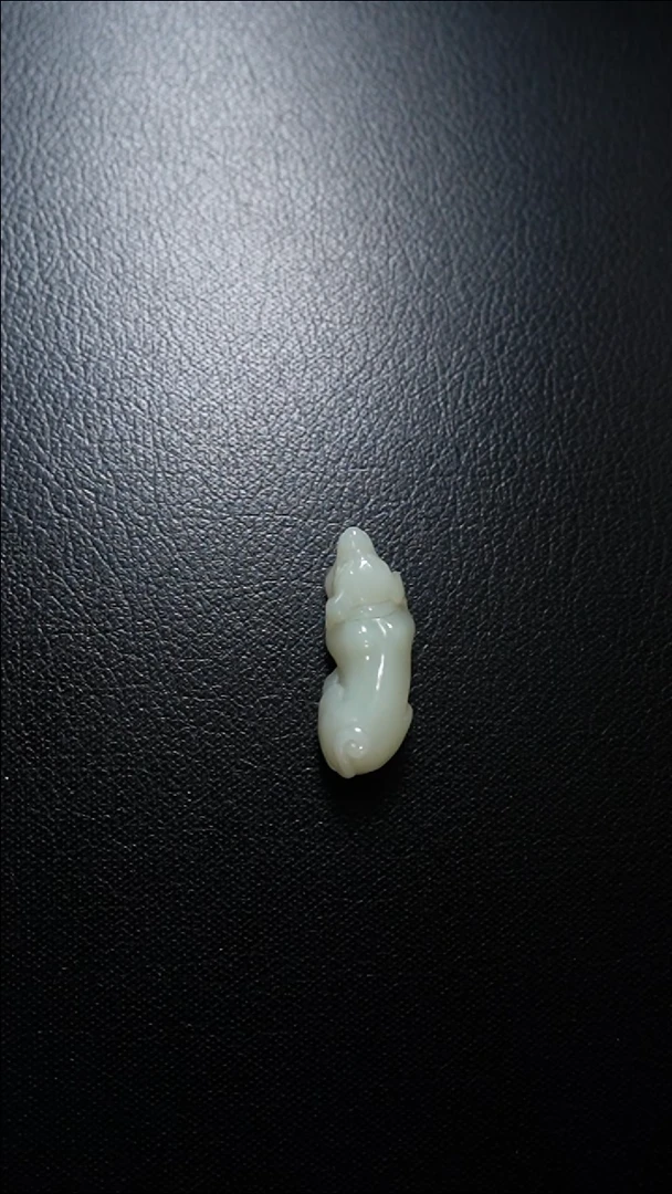 【闪购商品】和田玉颈饰未镶嵌狗