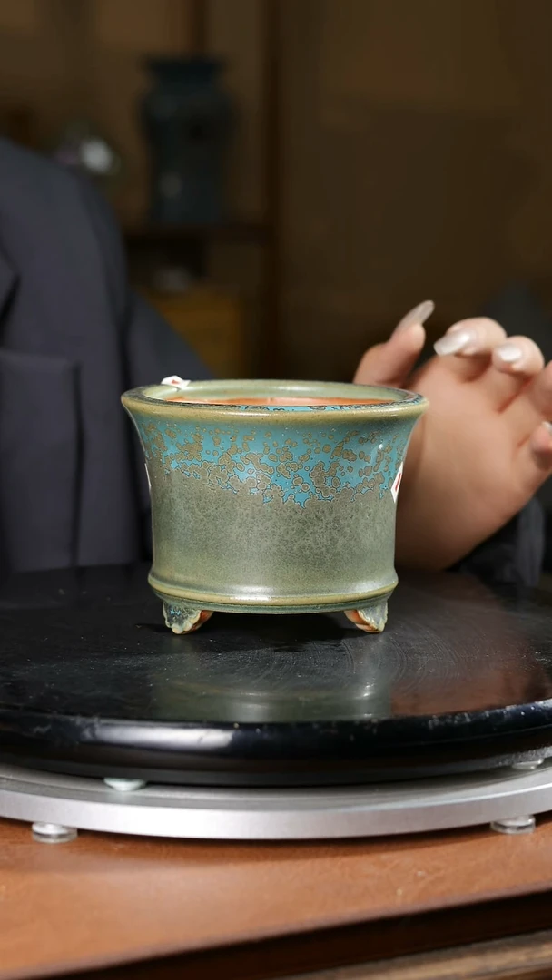 【闪购商品】4.5寸三脚小圆盆994