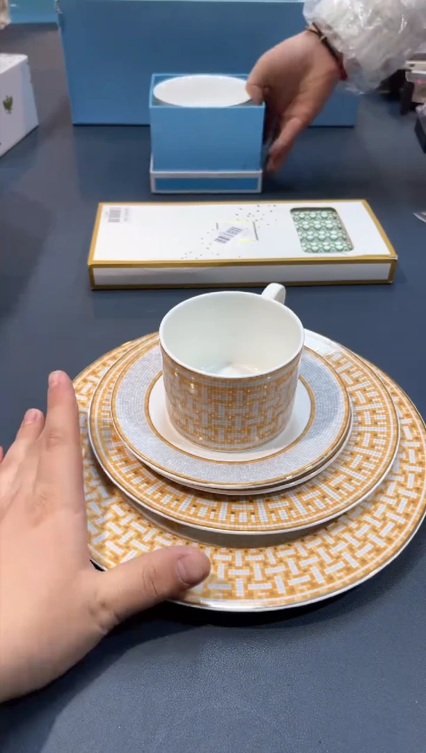 【闪购商品】碗K113全场正品，京东包邮
