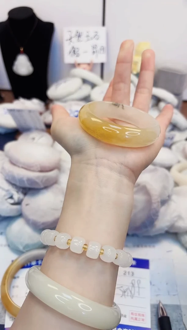 【闪购商品】石英质玉手镯未镶嵌213-财气镯圈口54