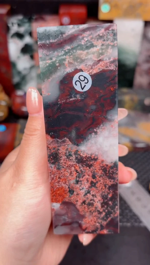 玉 桂林鸡血创意摆件装饰 编号：29