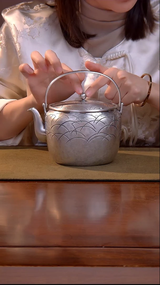 大千手作 小满 足银 烧水壶
