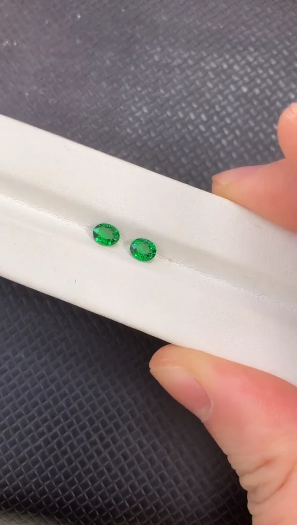 未镶嵌裸石石榴石（沙弗莱）天然沙弗莱1.03ct