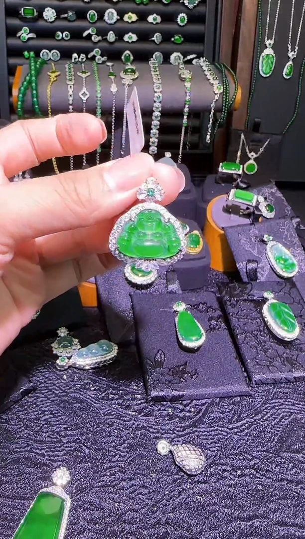 吊坠(不含链)未镶嵌翡翠天然翡翠A货 特价佛公