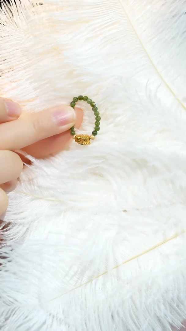 【闪购商品】碧玺戒指银S925镶嵌爱心绿碧玺戒指