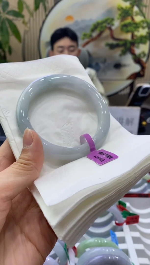 未镶嵌手镯翡翠9123