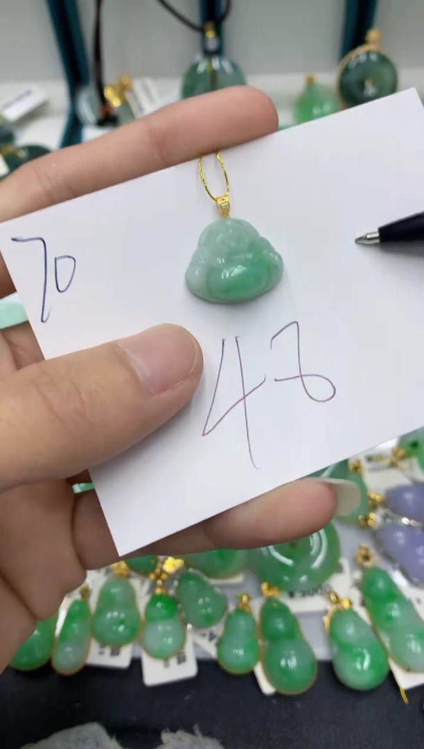 【闪购商品】翡翠颈饰18K金镶嵌翡翠