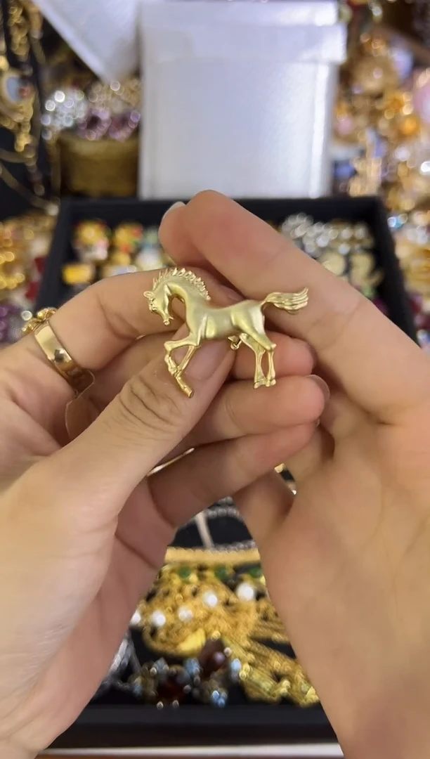 合金无铜合金中古首饰都有瑕疵请确认好成色尺寸后在拍！