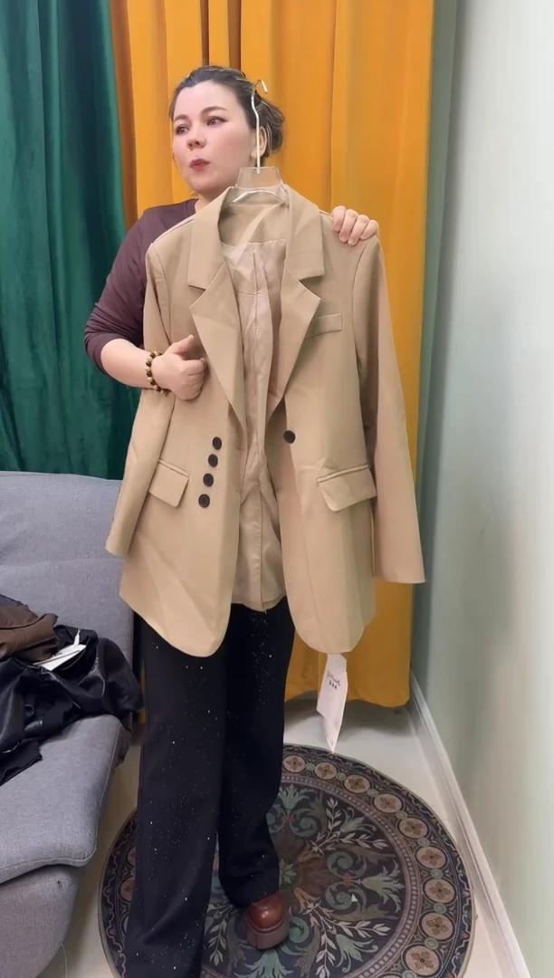 女款春款外套 55