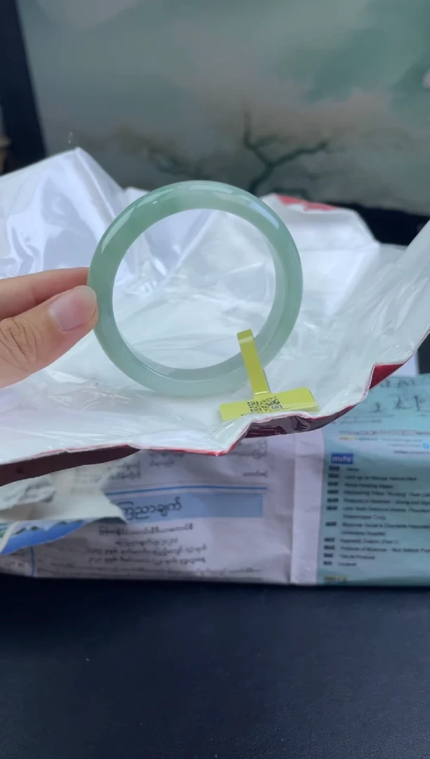 翡翠手镯未镶嵌5翡翠手镯