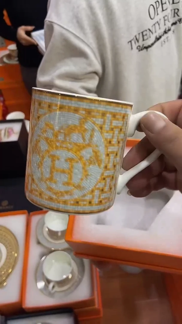 【闪购商品】鸿辉家品牌瓷器，京东包邮！