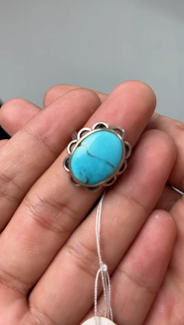 银S925镶嵌绿松石戒指噶玛珠宝