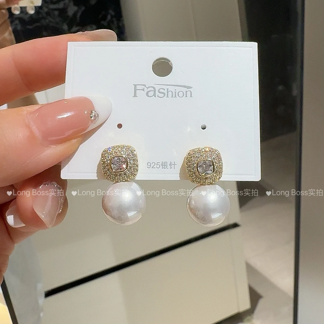 合金耳饰 时尚小众精致S925银耳钉小巧轻奢法式金色EH 039