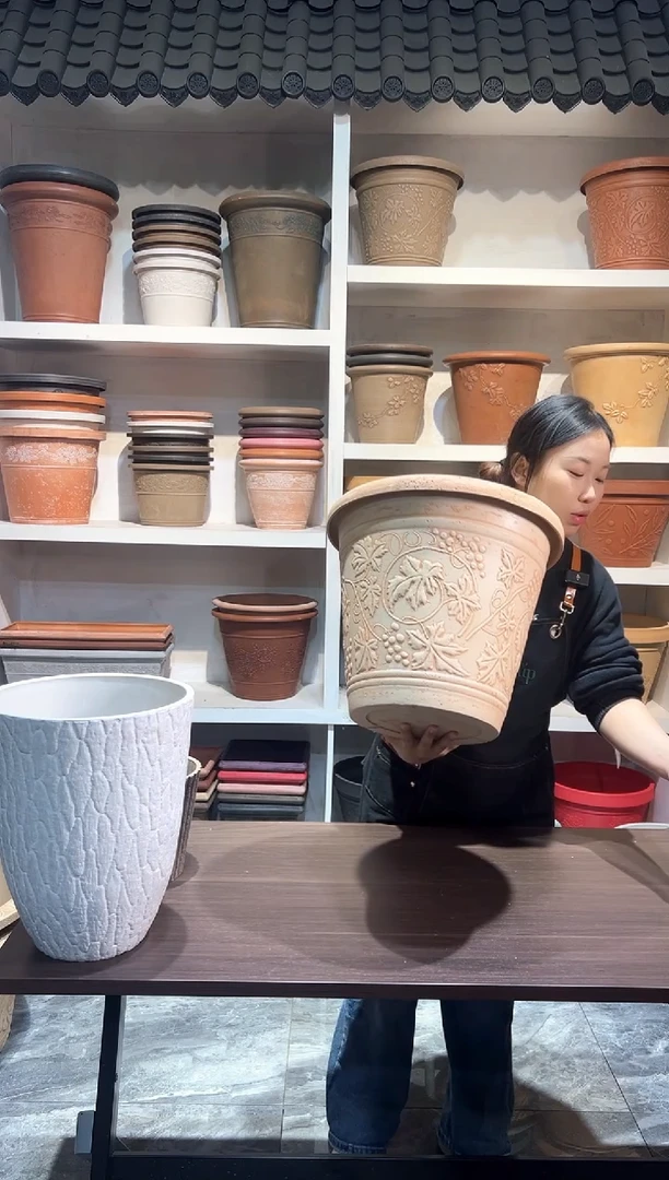 38*33/USA38-D米黄色手工葡萄藤浮雕纹理强体花盆