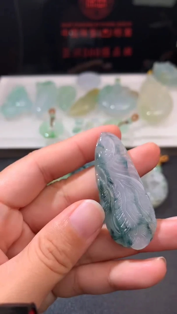 未镶嵌定制翡翠