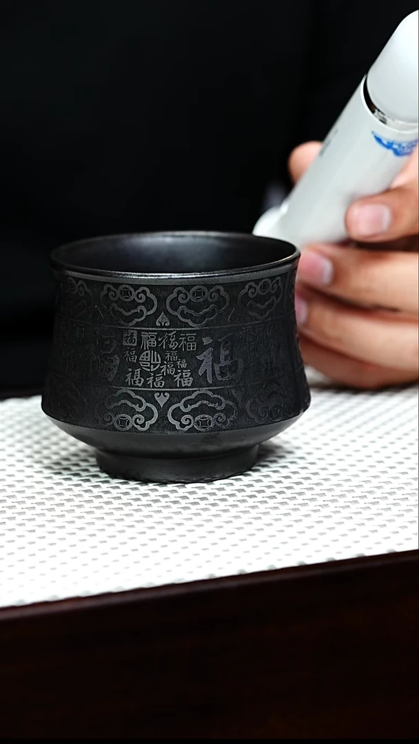 茶壶紫砂宜兴紫砂 主人杯 刻绘百福 石黄 李传魏h3082