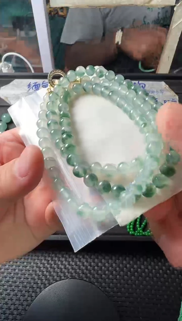 定制翡翠未镶嵌缅甸天然翡翠A货