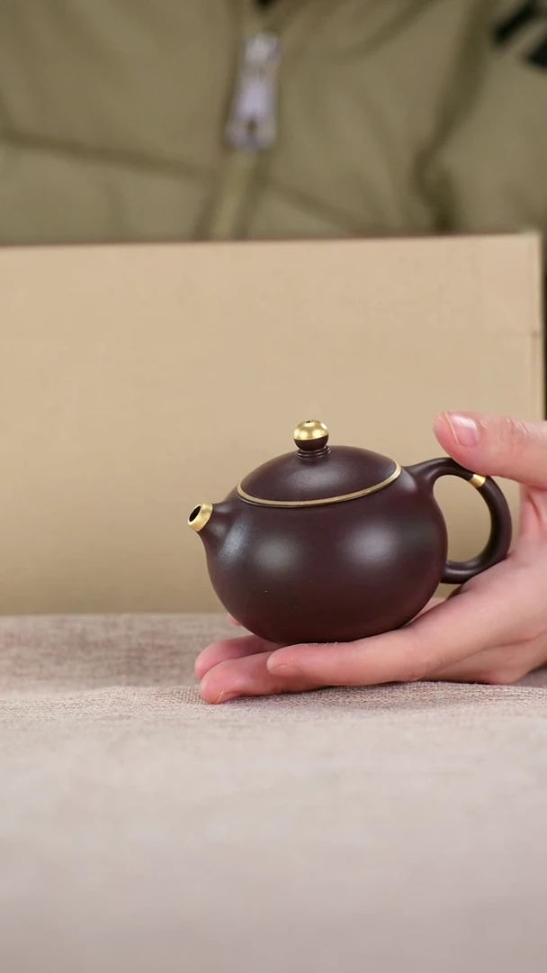 茶壶紫砂四号井茄皮紫泥描金小西施130cc