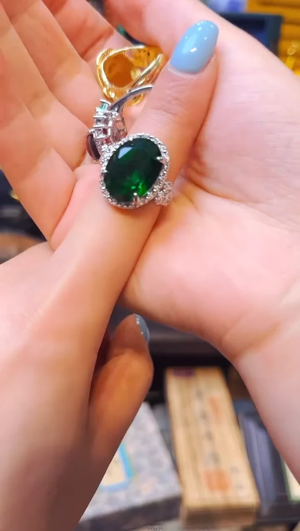 和田玉未镶嵌颈饰大美宠粉专属链接456287