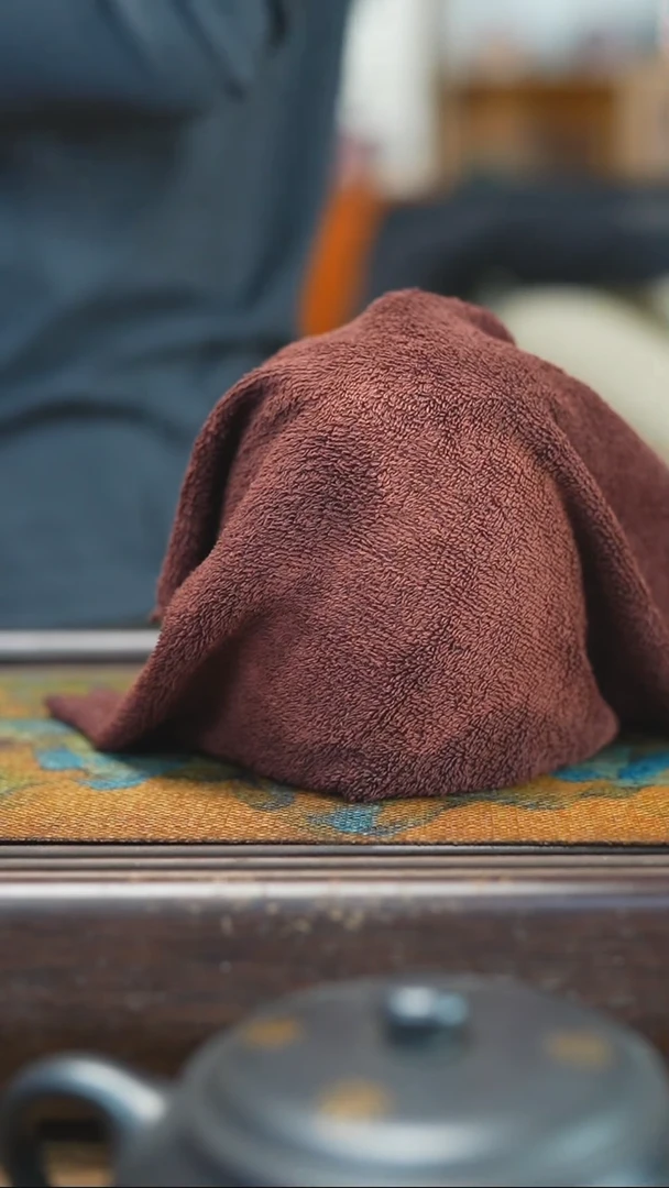 【闪购商品】紫砂茶杯2.6  玄铁石黄    盖杯