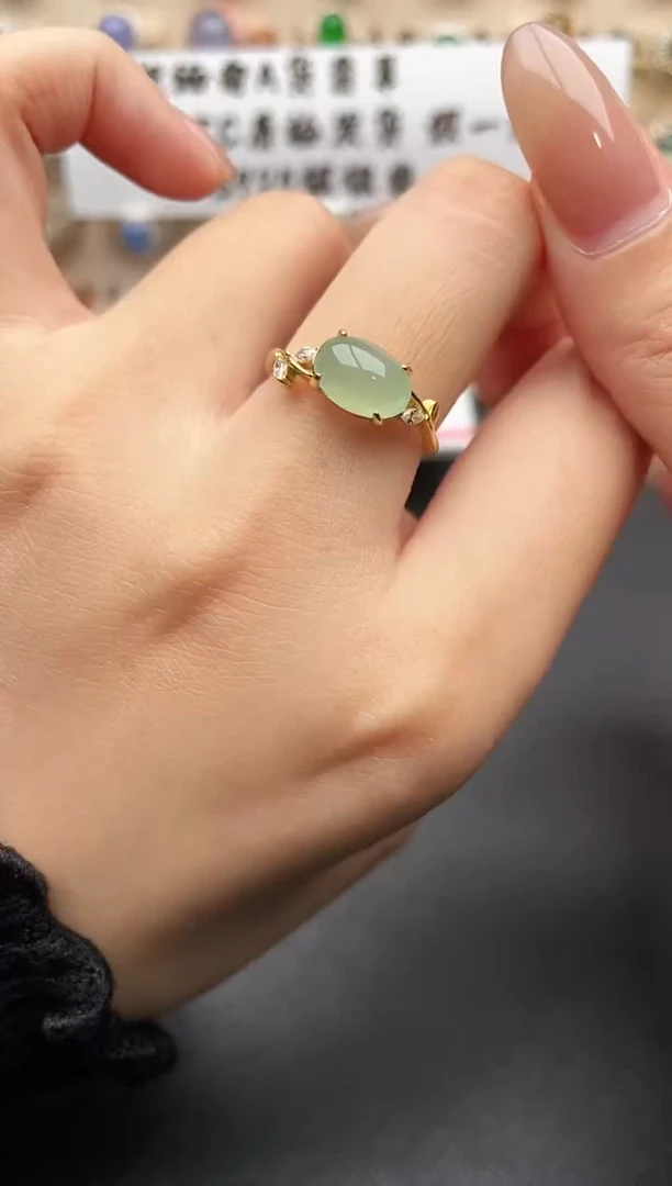 银S925镶嵌戒指翡翠一物一证一礼盒