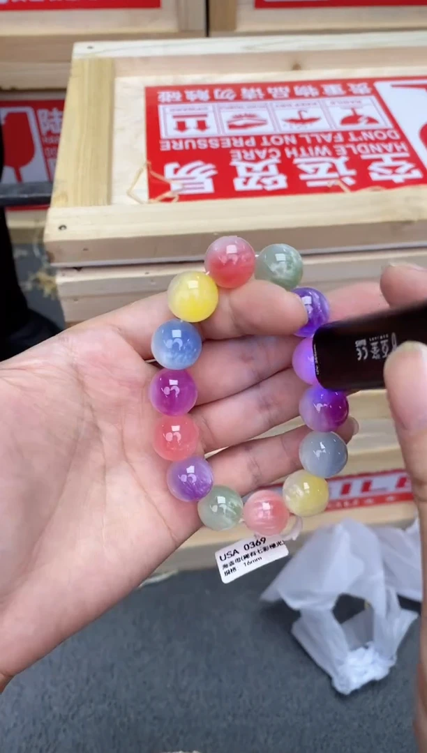 精选闪购手串搭配无礼盒