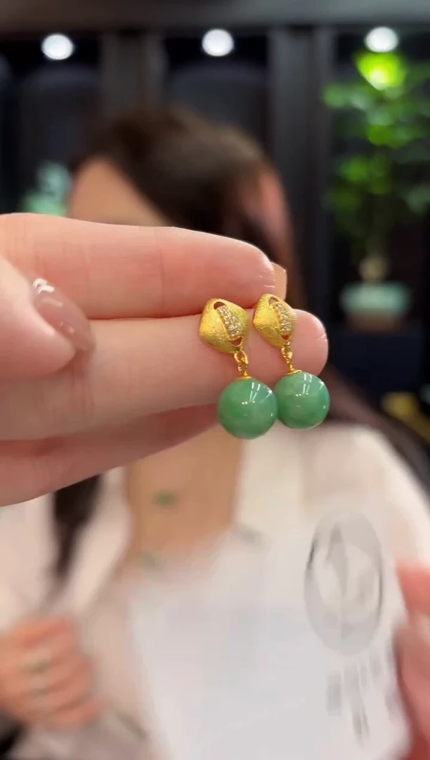 未镶嵌翡翠耳饰缅甸A货/多样性发货/一件