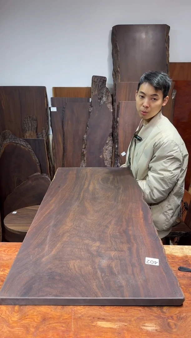 风车木（黑檀木）尺寸107*50*2.5编号402